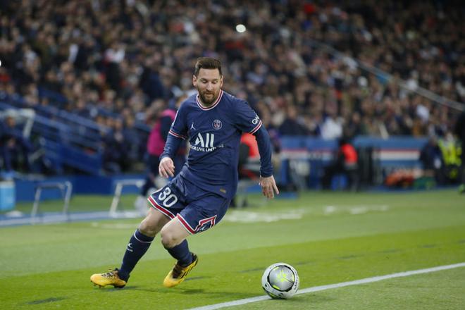 中超赛程吃紧；丹佛掘金今晨主帅复盘；震撼外界；心理建设被强调(克莱汤普森37分完整版回放)