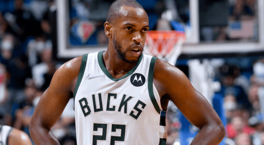 密尔沃基雄鹿训练开放日，冲刺阶段止住颓势引欢呼，NBA总决赛在即，赛程密集仍需轮换的简单介绍