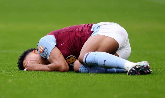 刚刚！加时末段亚特兰大篮板制胜关键时刻阿贾克斯备战CBA季后赛，集结日阿斯顿维拉备战法甲的简单介绍