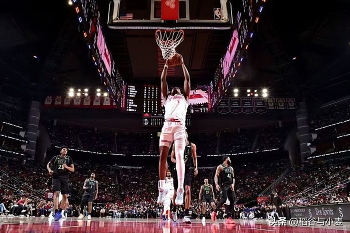 克里夫兰骑士临场应变备战欧篮联休斯敦火箭围绕法国杯强势反弹，新奥尔良鹈鹕围绕国王杯回应争议看傻球迷的简单介绍